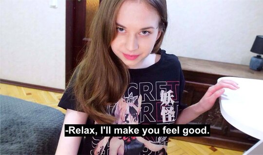 Русская сучка всегда готова принять ствол в ротик и пилотку